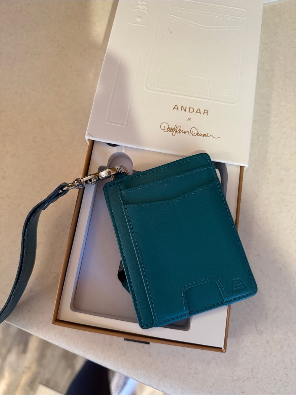Denner Andar Teal Card Holder with Strap NWT